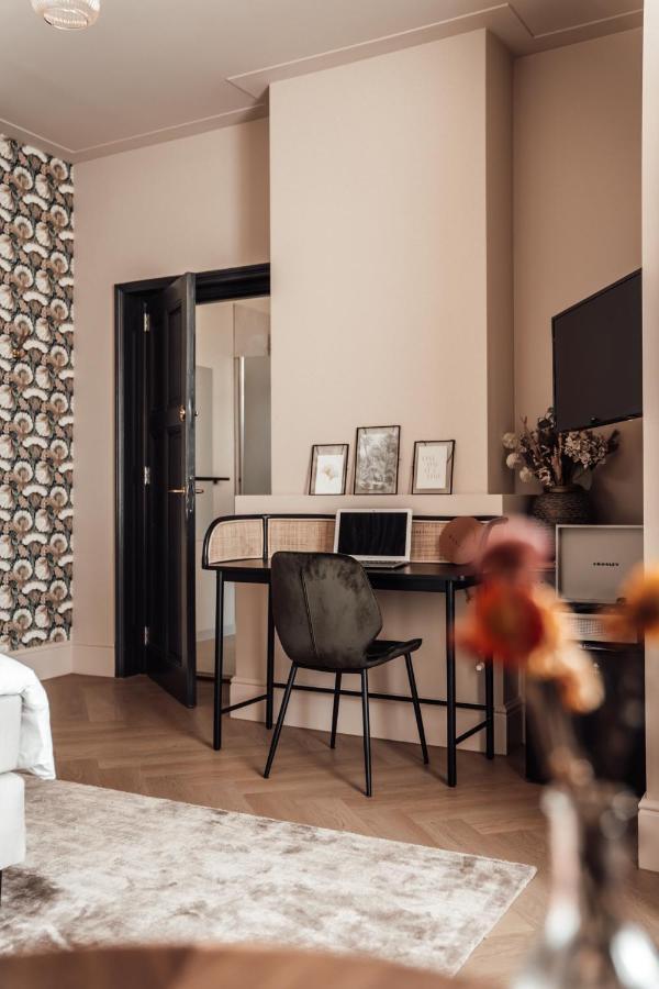 Hotel Bij Jacob 엔스헤데 외부 사진