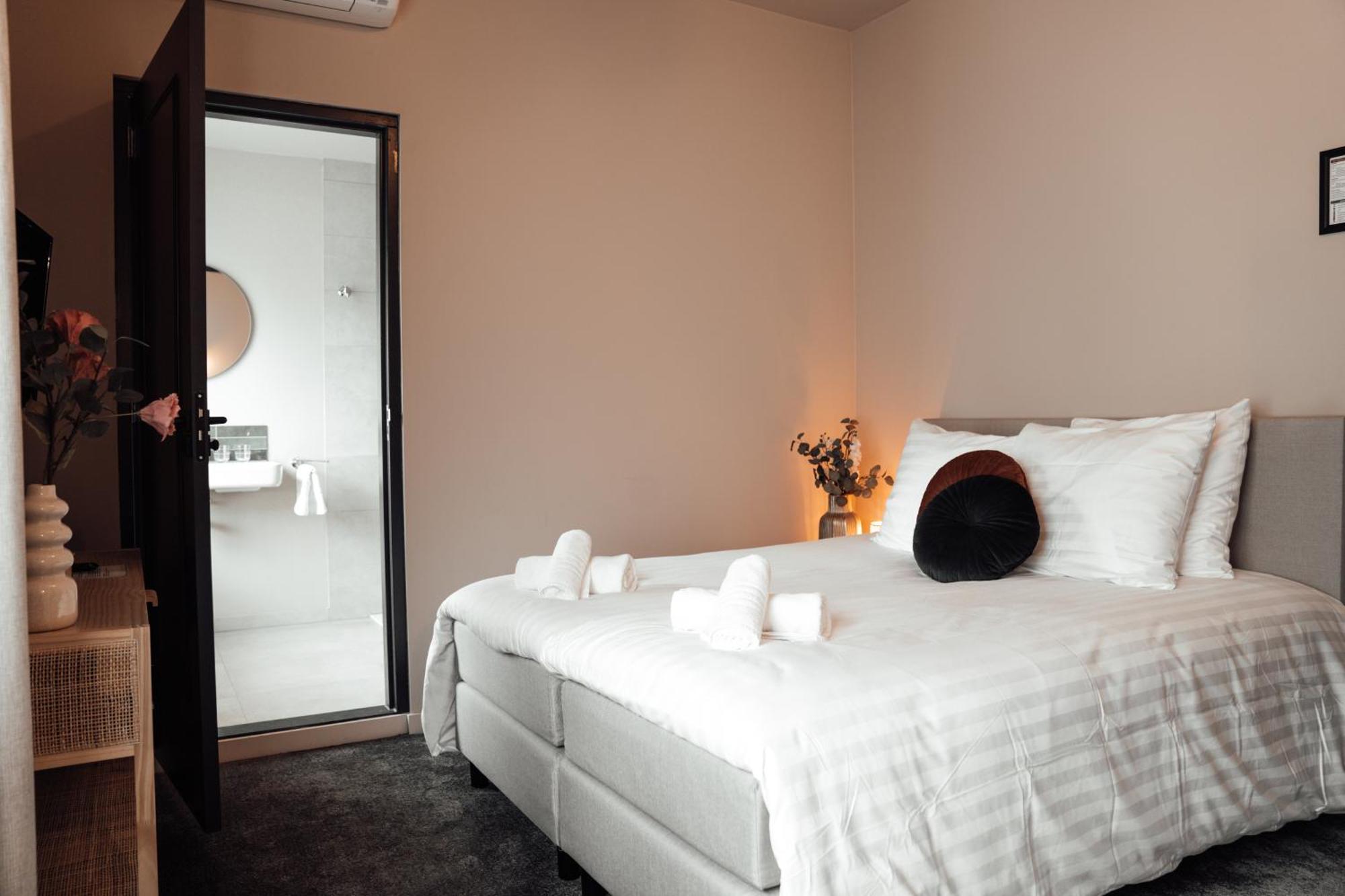 Hotel Bij Jacob 엔스헤데 외부 사진
